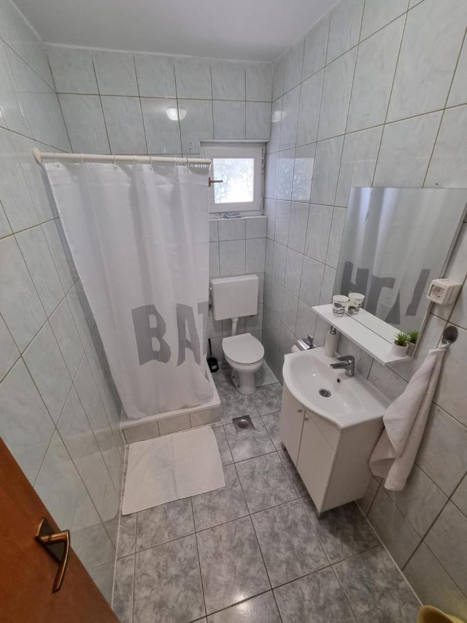 Apartments Lili Biograd Na Moru Exterior foto